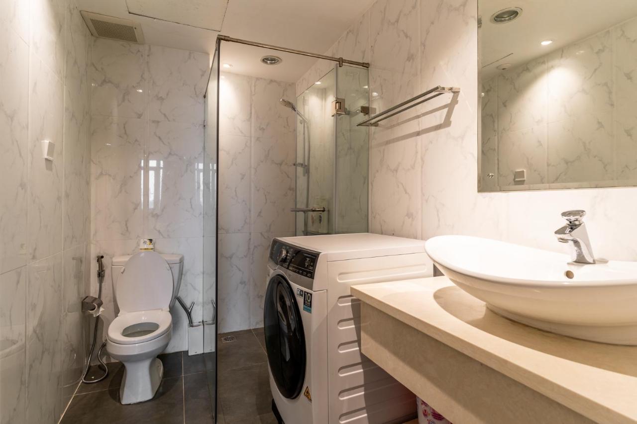 The Rixx Luxury Apartment Хошимін Екстер'єр фото